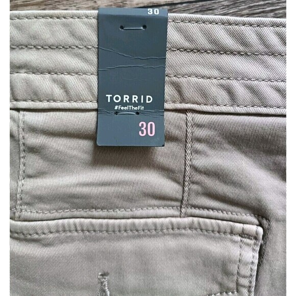 Torrid Military  Short Shorts Size 30 Summer Khaki Tan Stretch Twill Chino New - Picture 5 of 10
